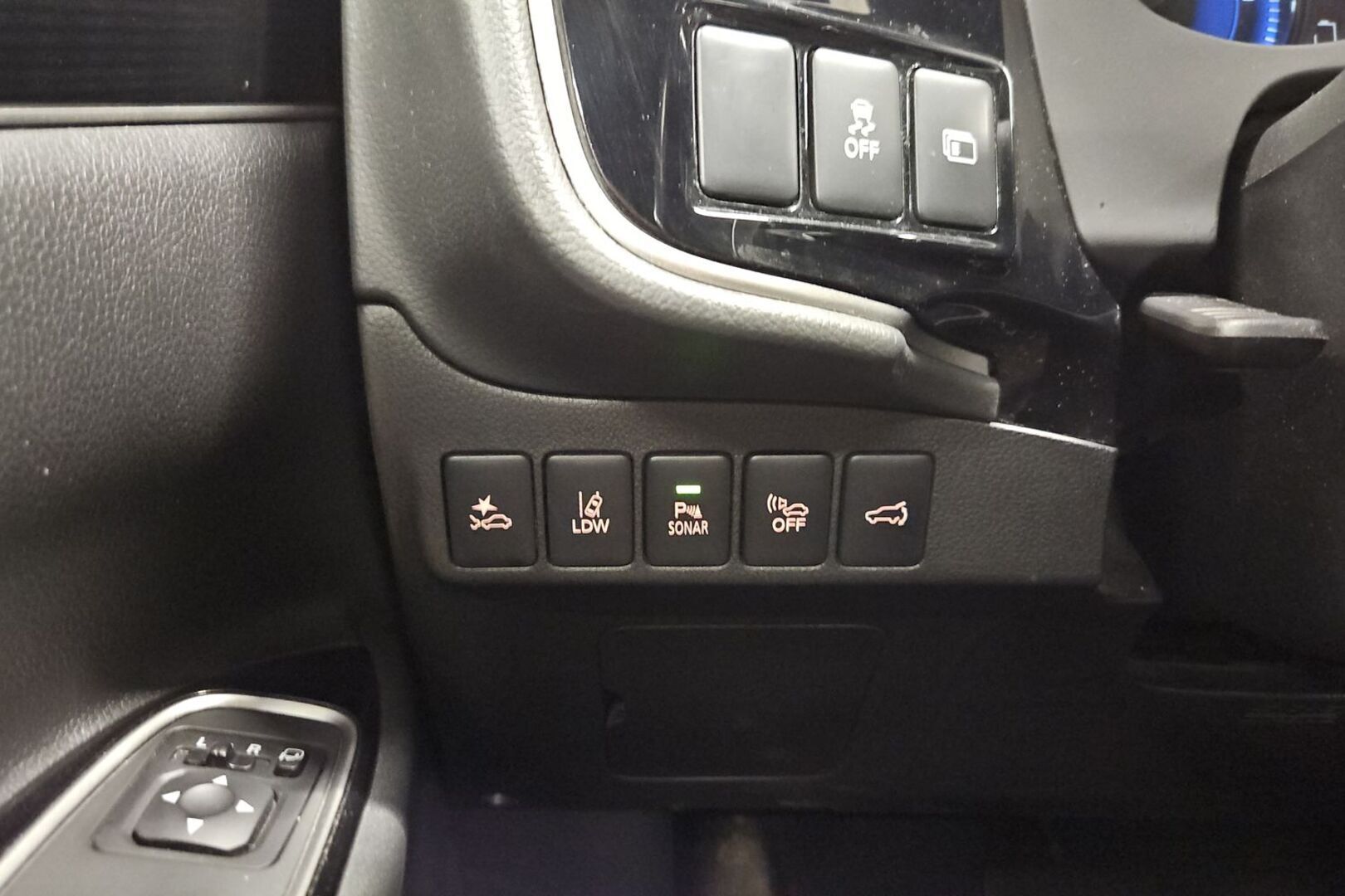 MITSUBISHI Outlander PHEV 2019