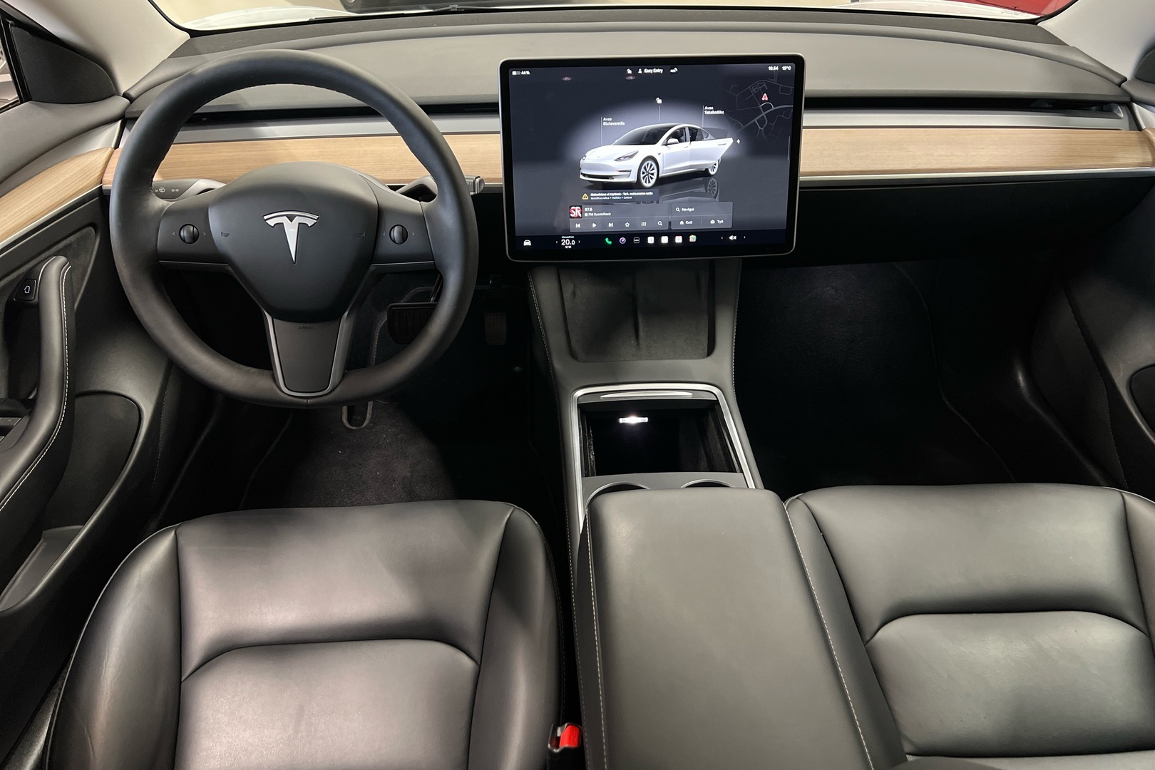 TESLA Model 3 2023