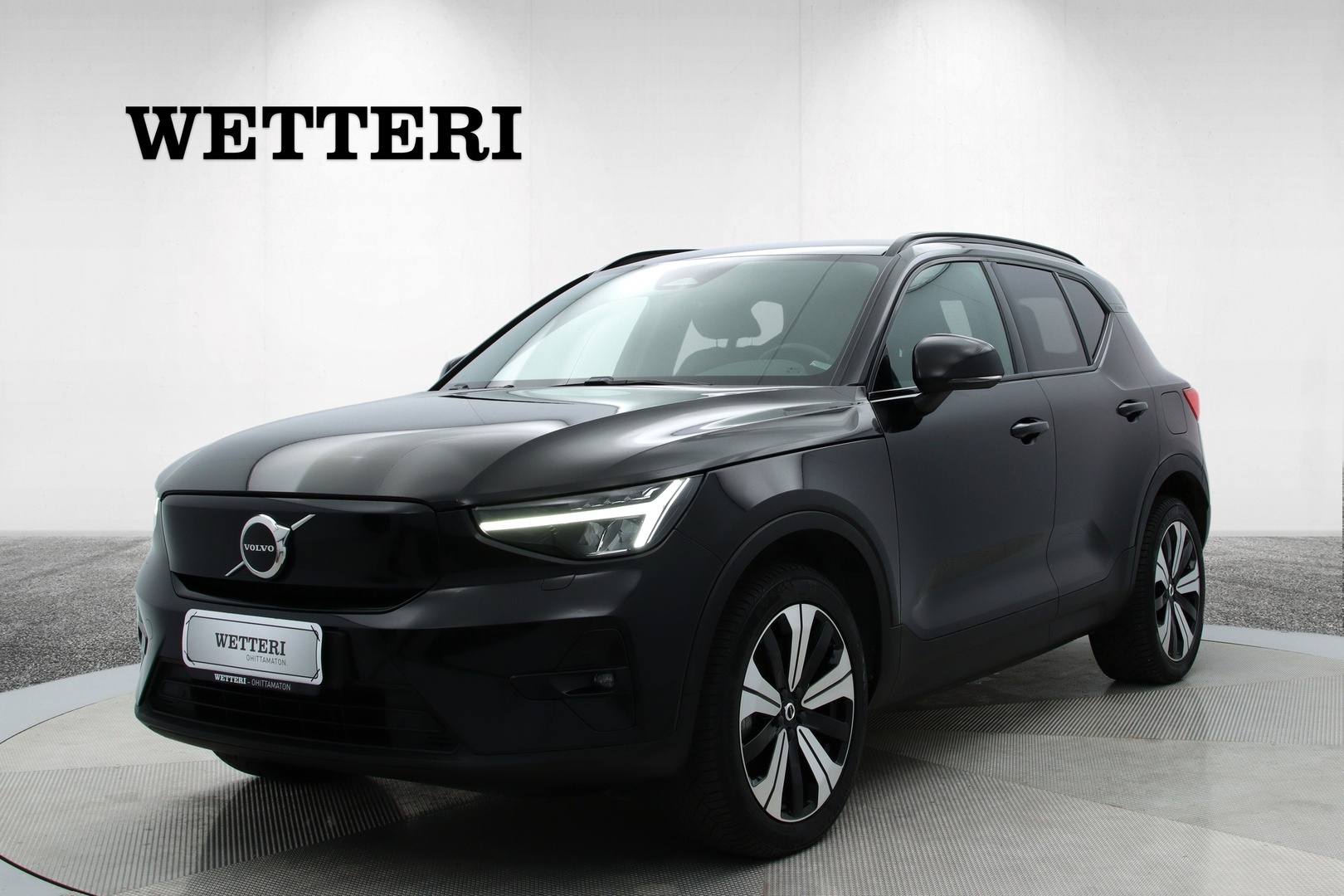 VOLVO XC40 2023