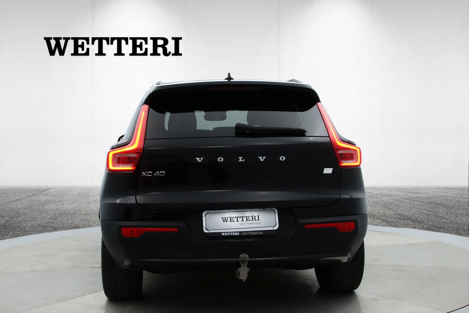 VOLVO XC40 2023
