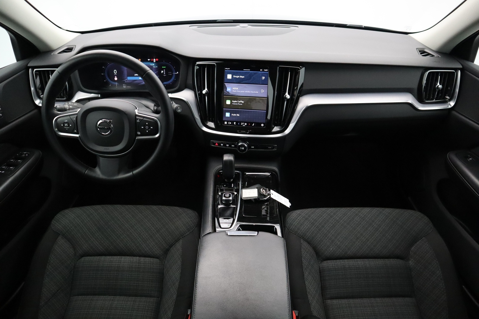 VOLVO V60 13
