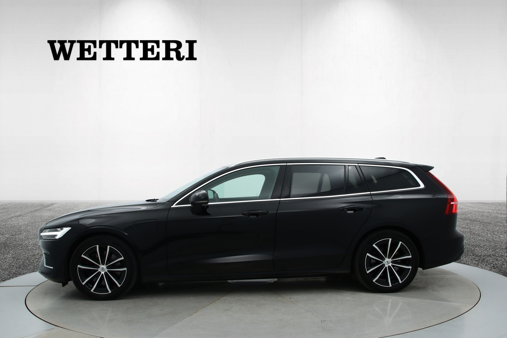 VOLVO V60 2