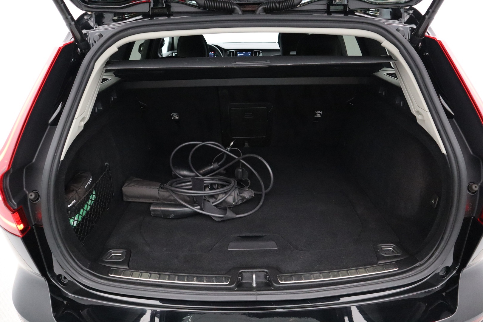 VOLVO V60 9