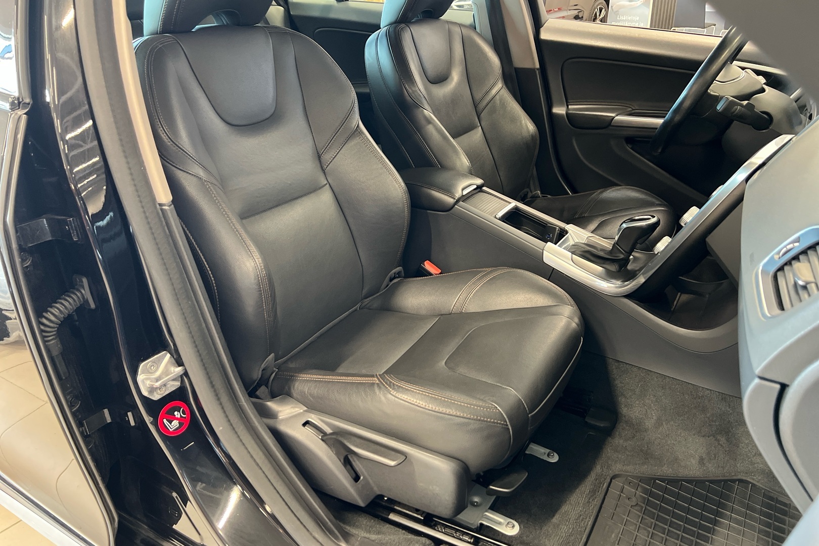 VOLVO S60 Cross Country 2016