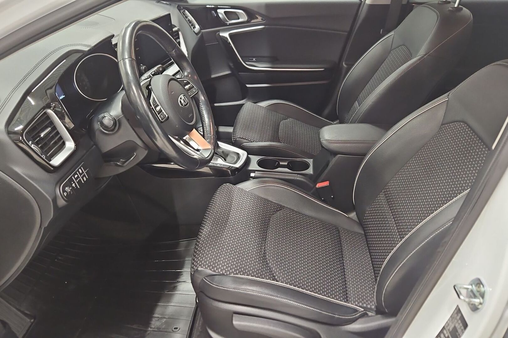 KIA Ceed 17
