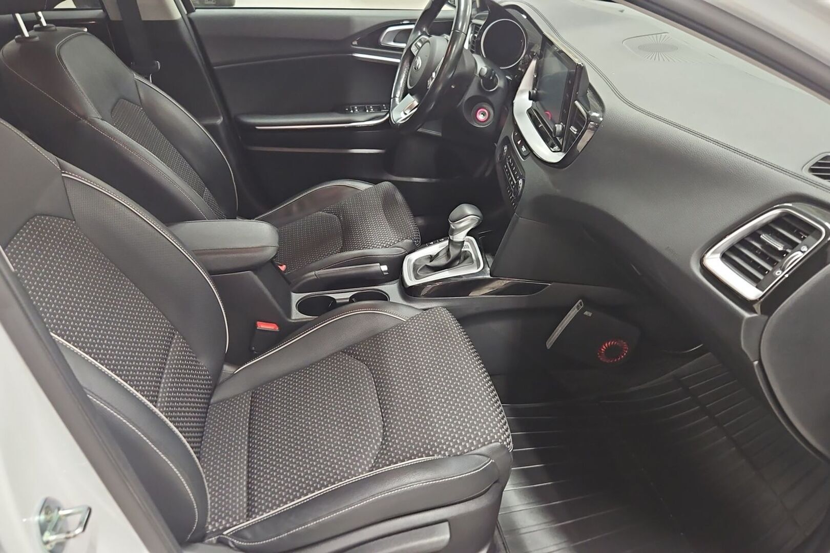 KIA Ceed 19