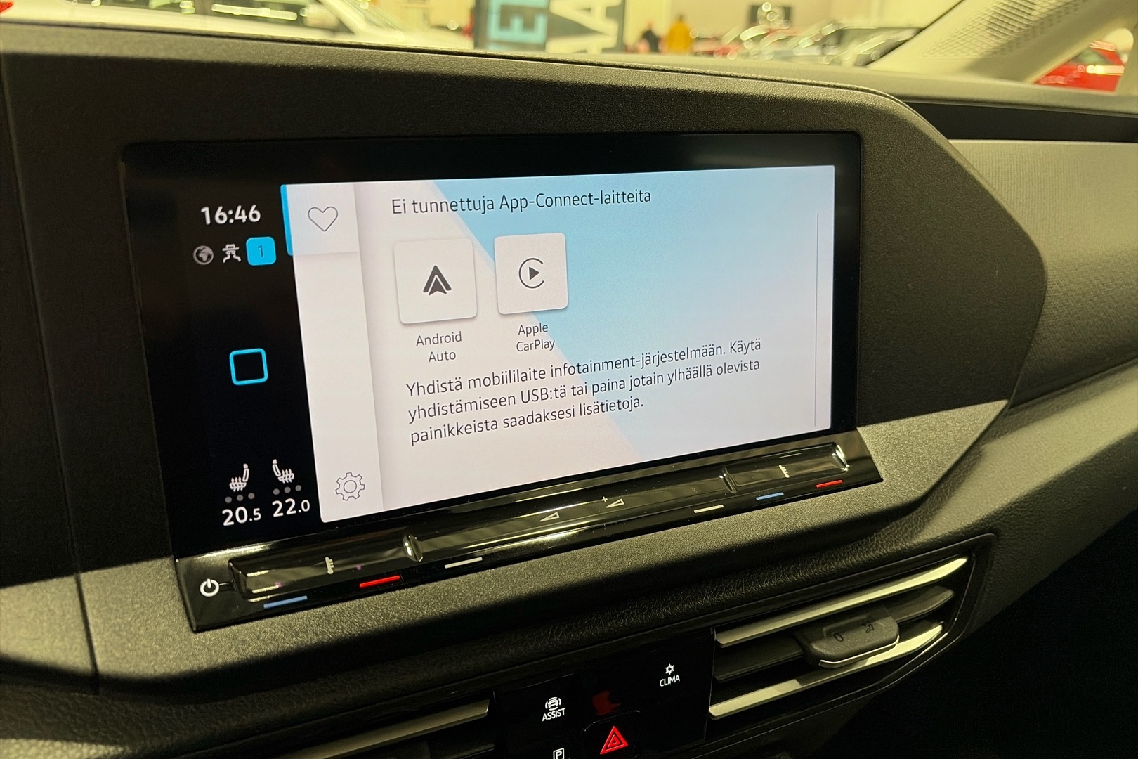 VOLKSWAGEN Caddy 2024