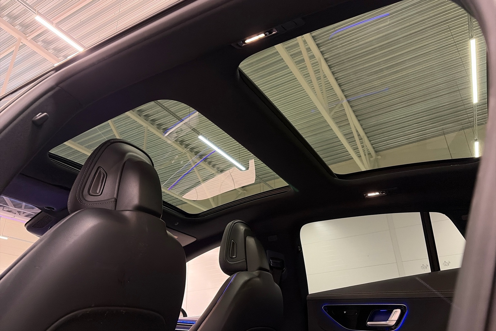 MERCEDES-BENZ EQE 2022