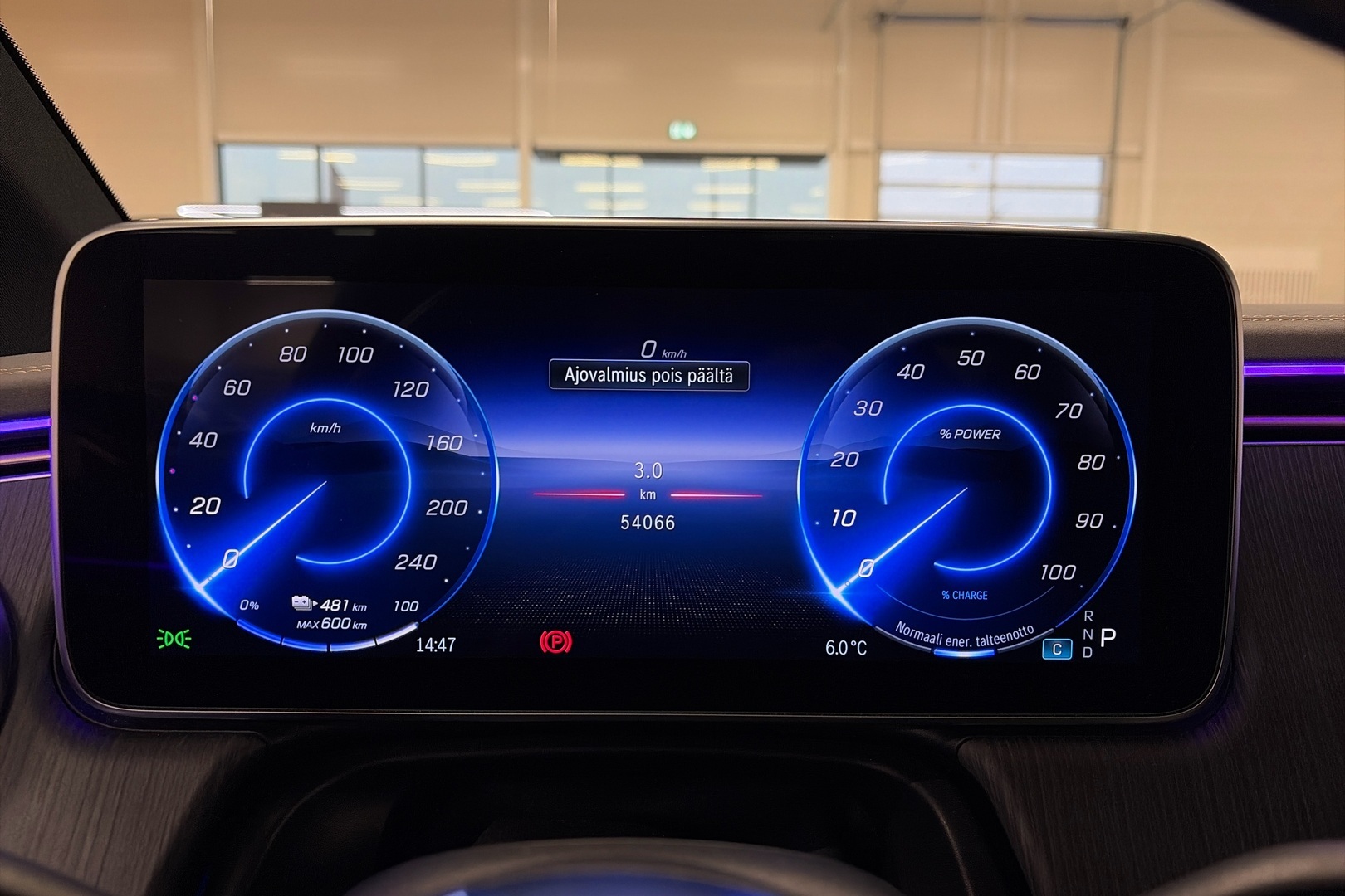 MERCEDES-BENZ EQE 2022