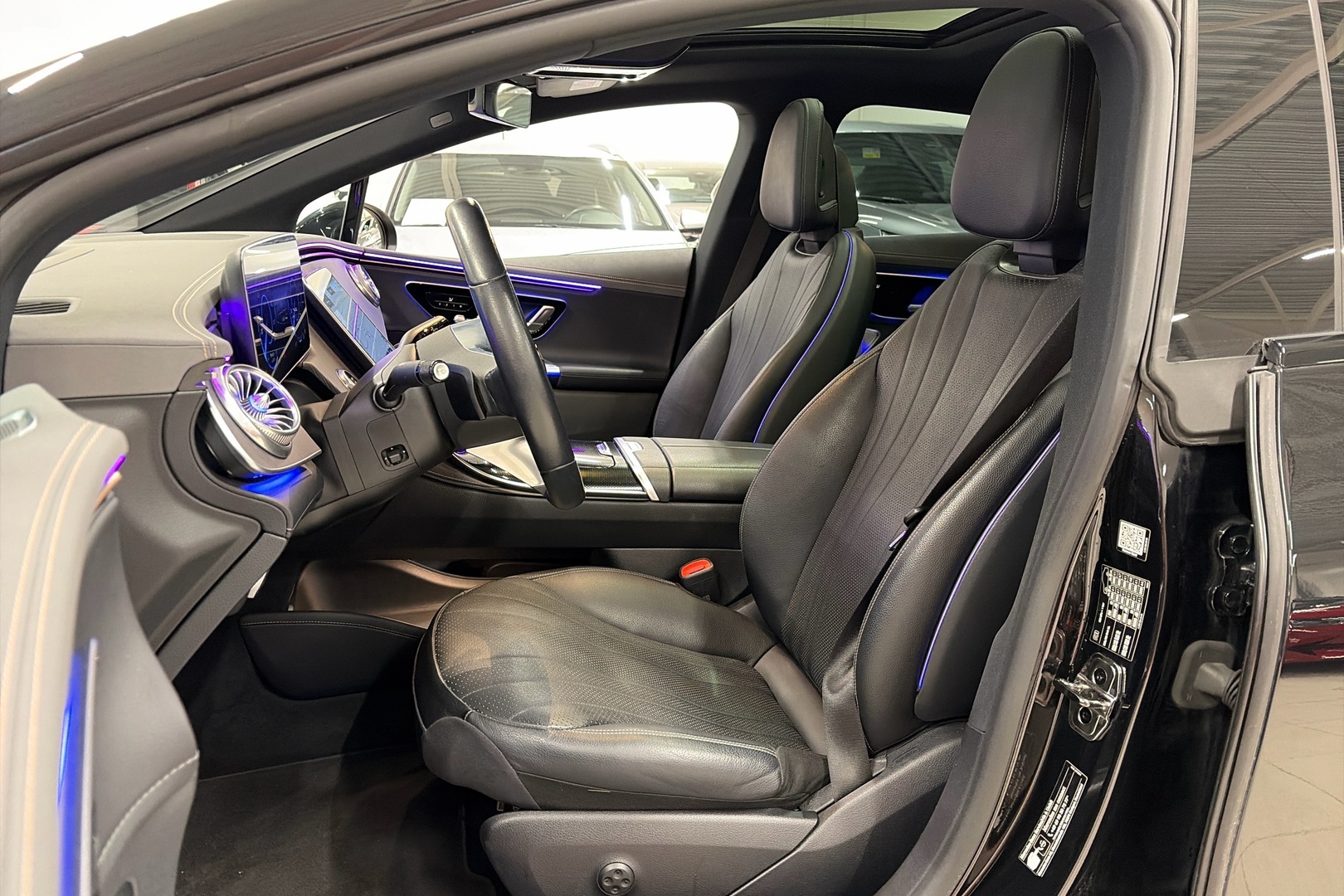 MERCEDES-BENZ EQE 2022