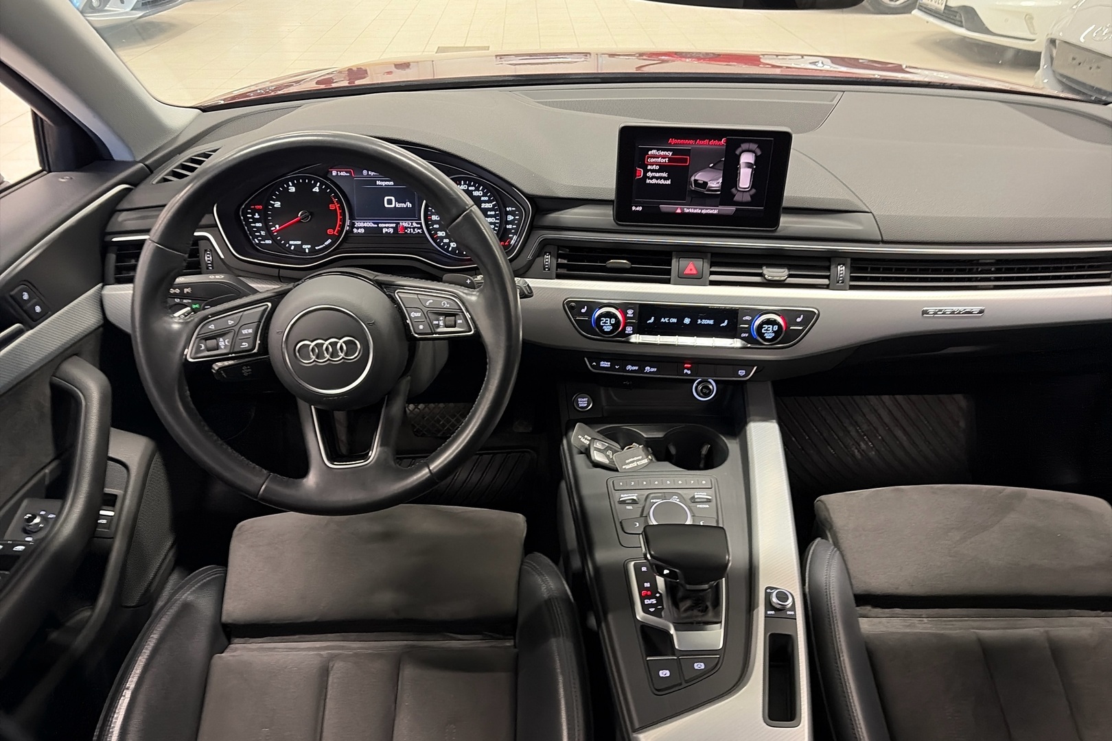 AUDI A4 2019