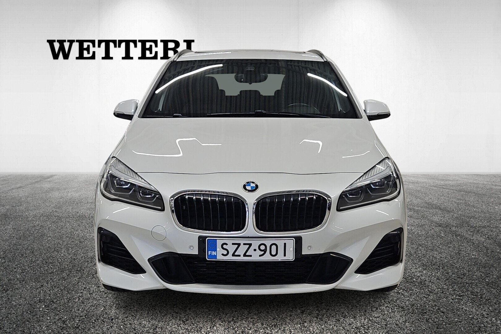 BMW 225 2018