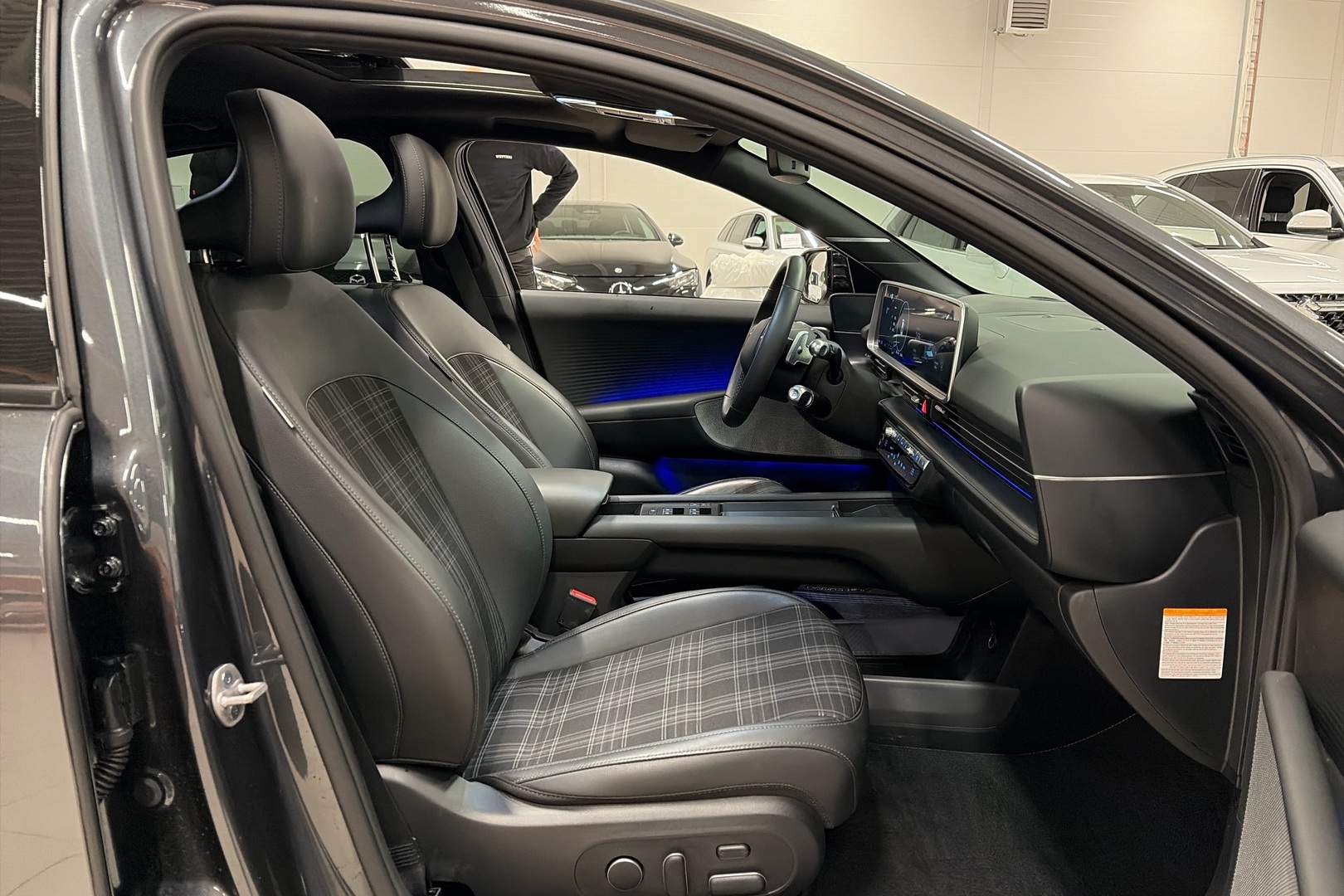 HYUNDAI IONIQ 6 2023