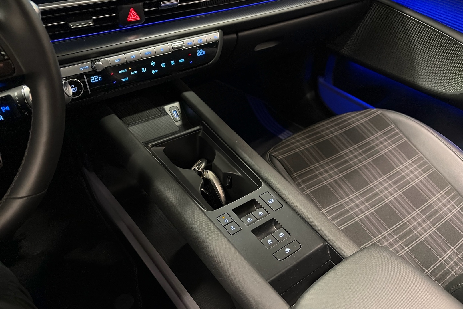 HYUNDAI IONIQ 6 2023