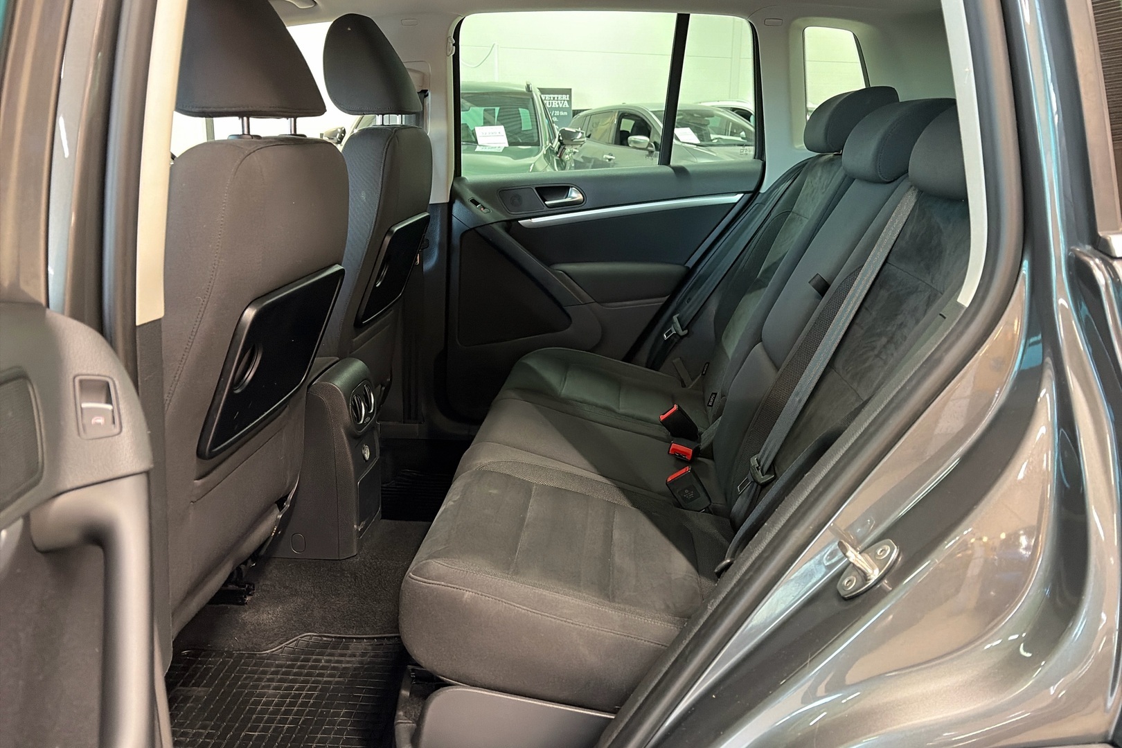 VOLKSWAGEN Tiguan 2014