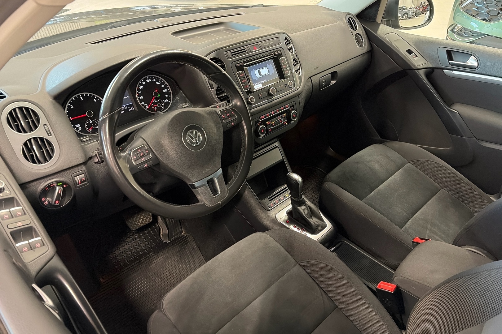 VOLKSWAGEN Tiguan 2014