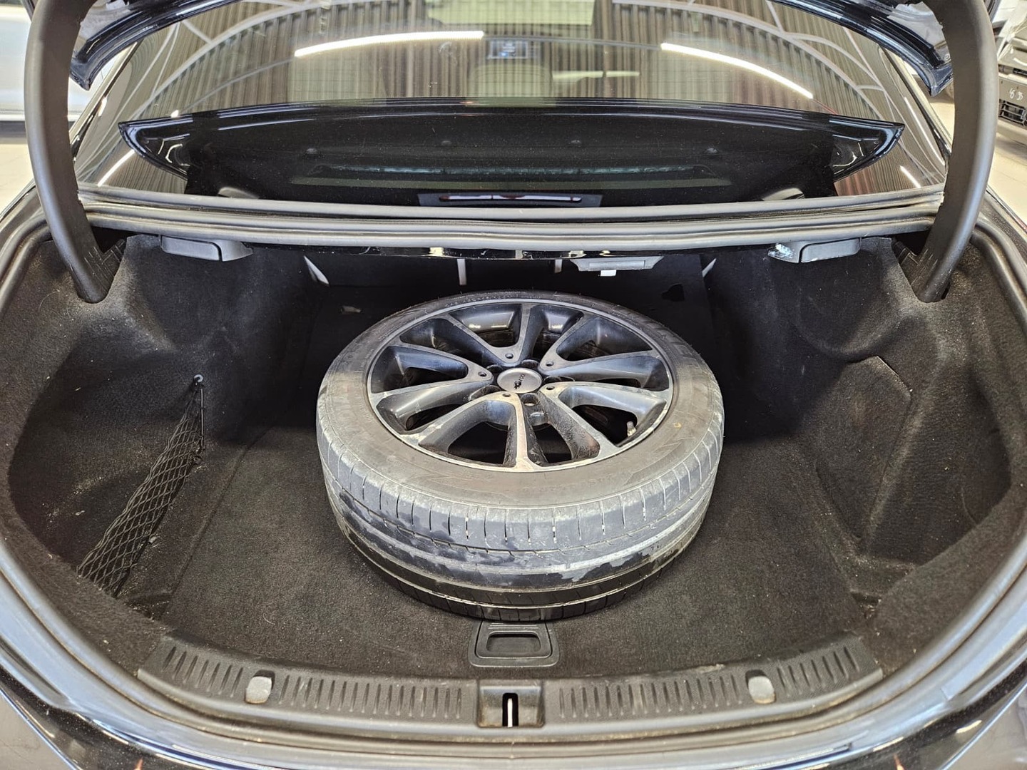 MERCEDES-BENZ E 2017