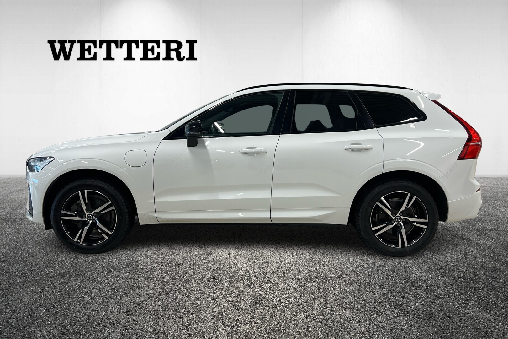 VOLVO XC60 2022