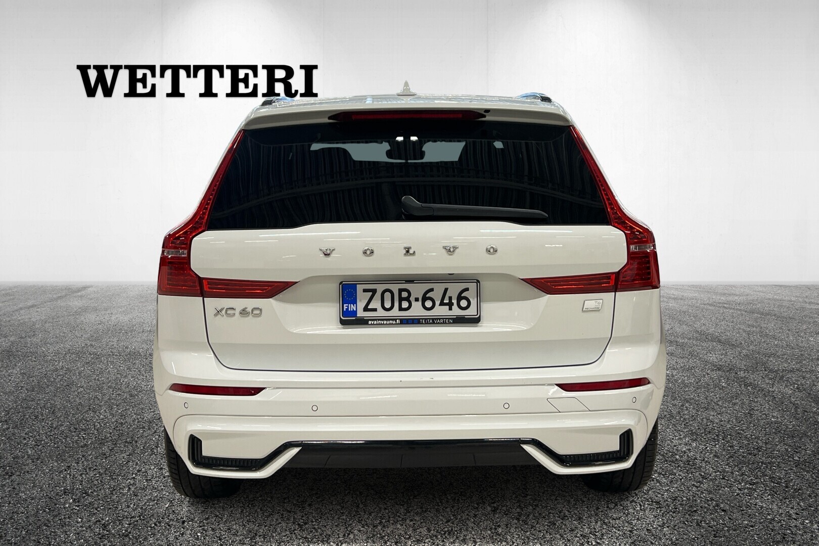 VOLVO XC60 2022