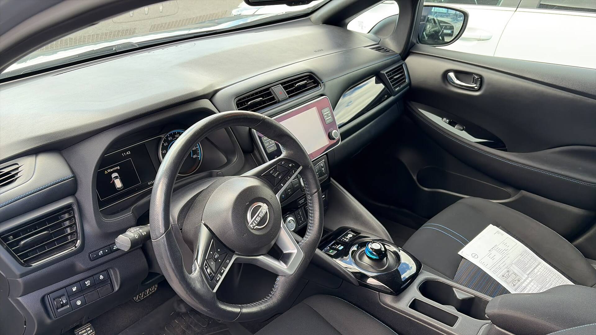 NISSAN Leaf 2023