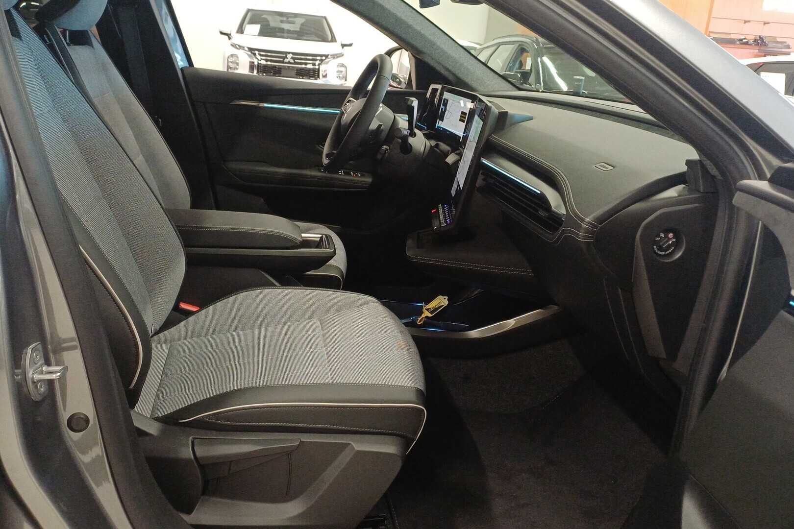 MITSUBISHI Eclipse Cross 2026