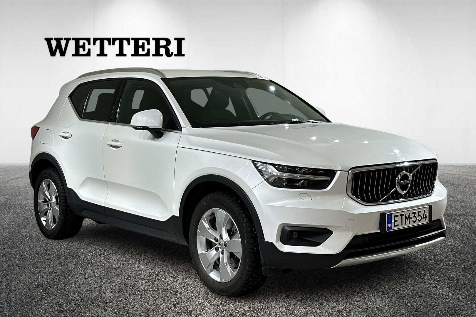 VOLVO XC40 2021