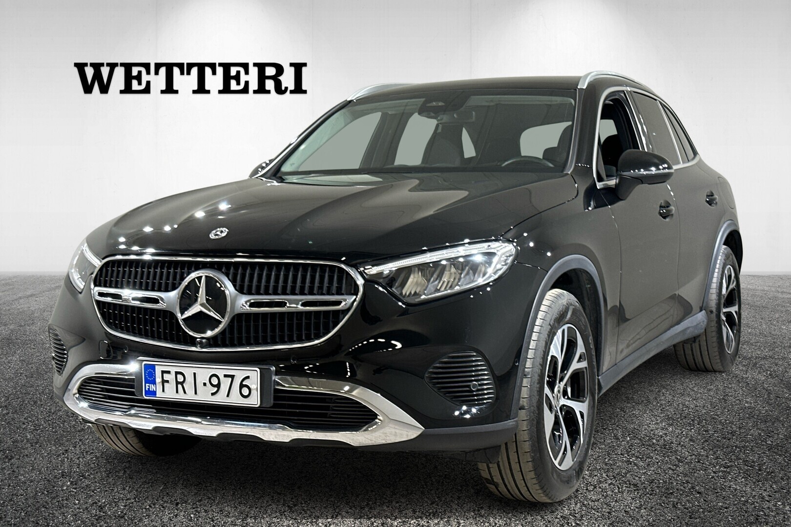 MERCEDES-BENZ GLC 2023