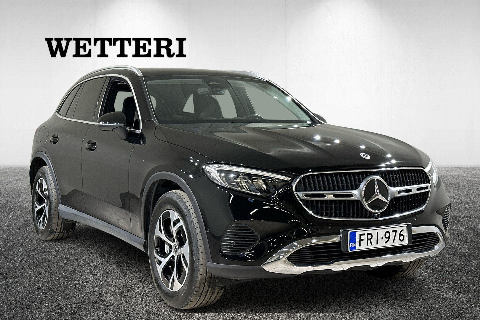 MERCEDES-BENZ GLC 2023