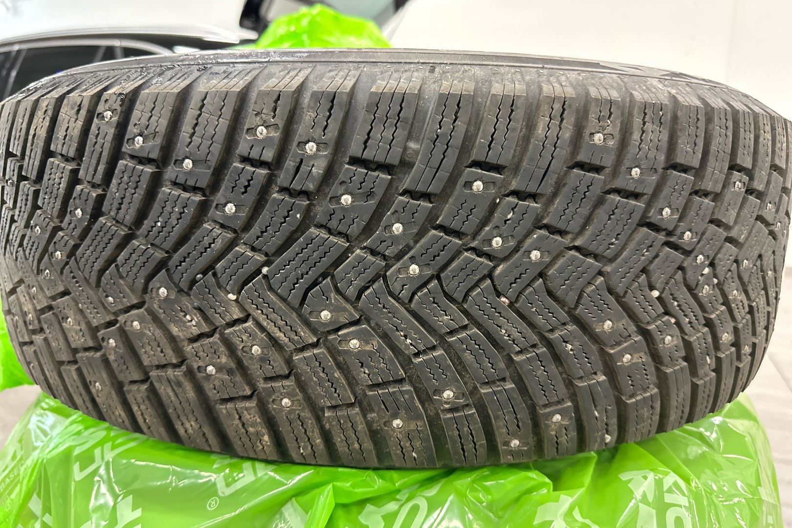 MERCEDES-BENZ GLC 2023