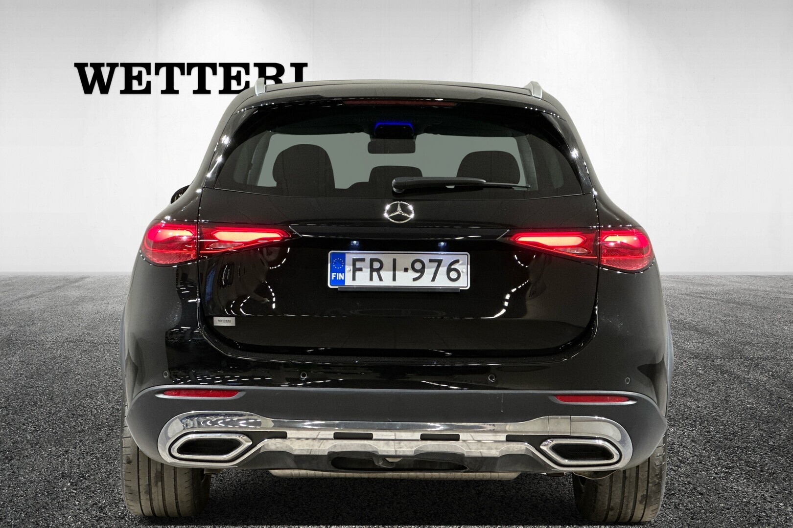 MERCEDES-BENZ GLC 2023