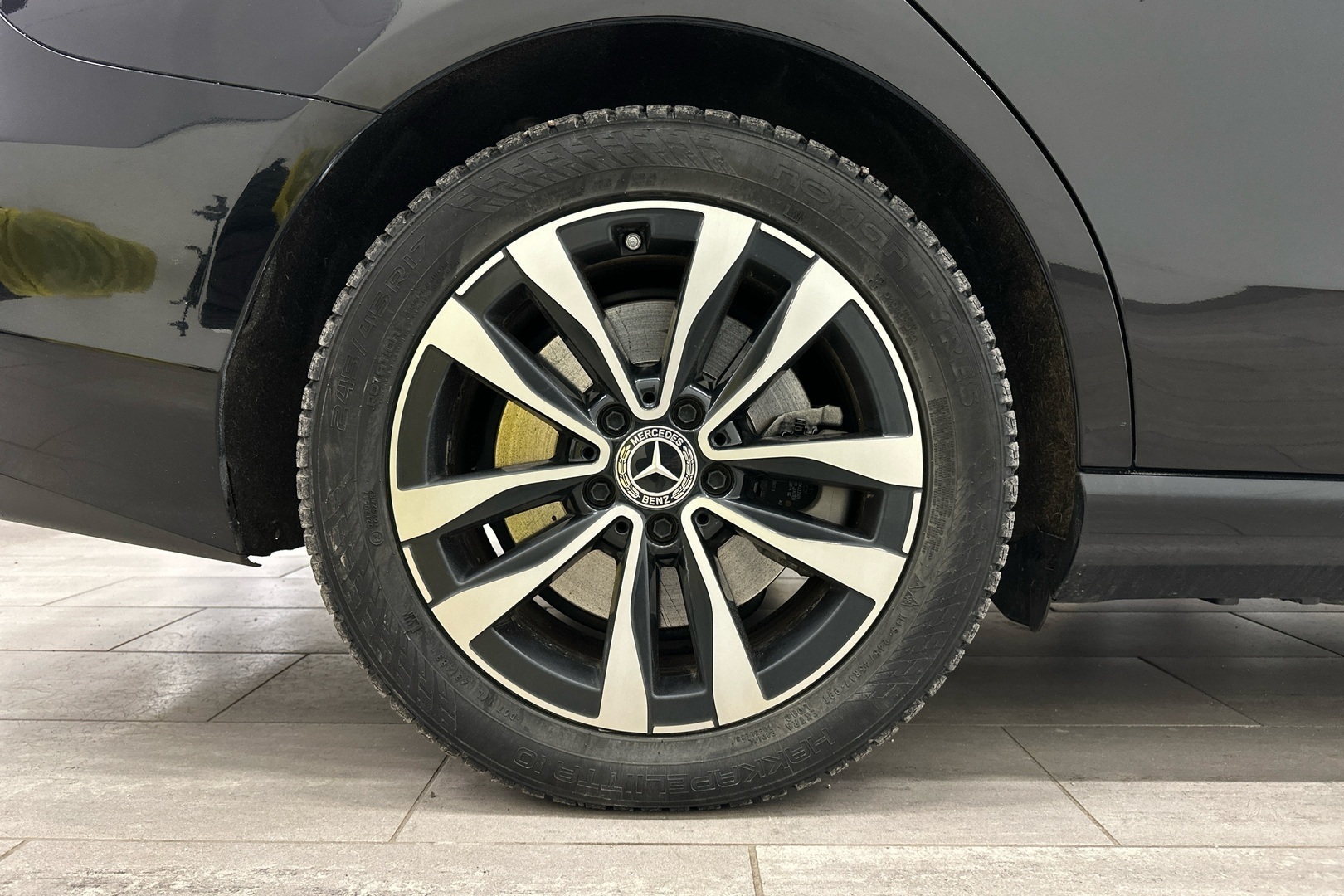 MERCEDES-BENZ C 2023