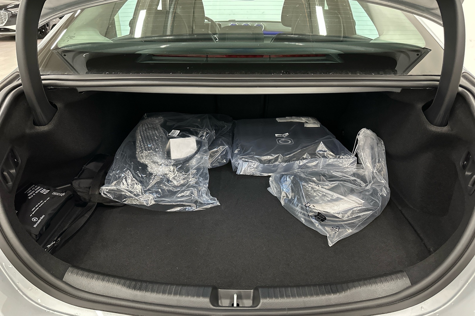 MERCEDES-BENZ C 2025