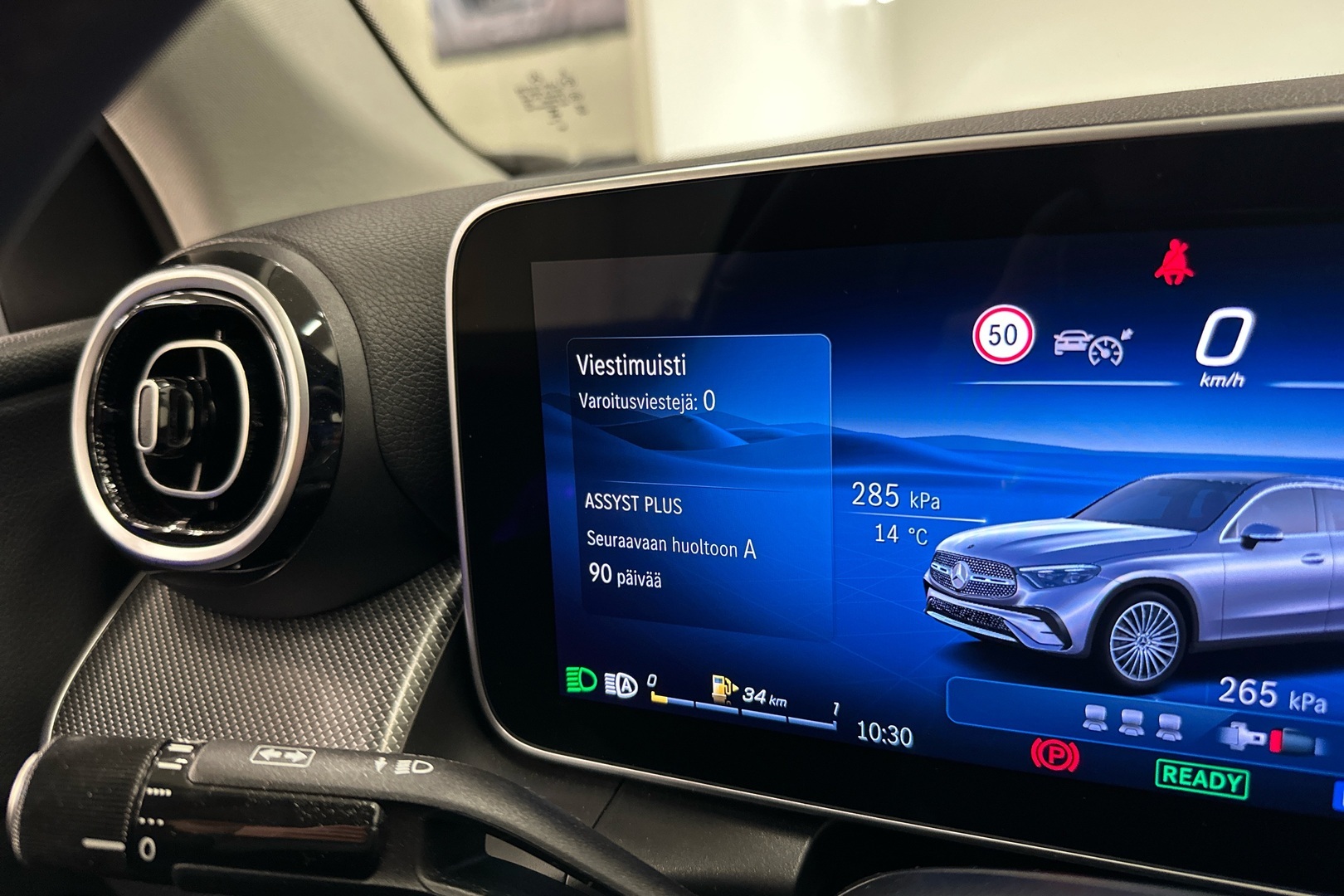 MERCEDES-BENZ GLC 2025