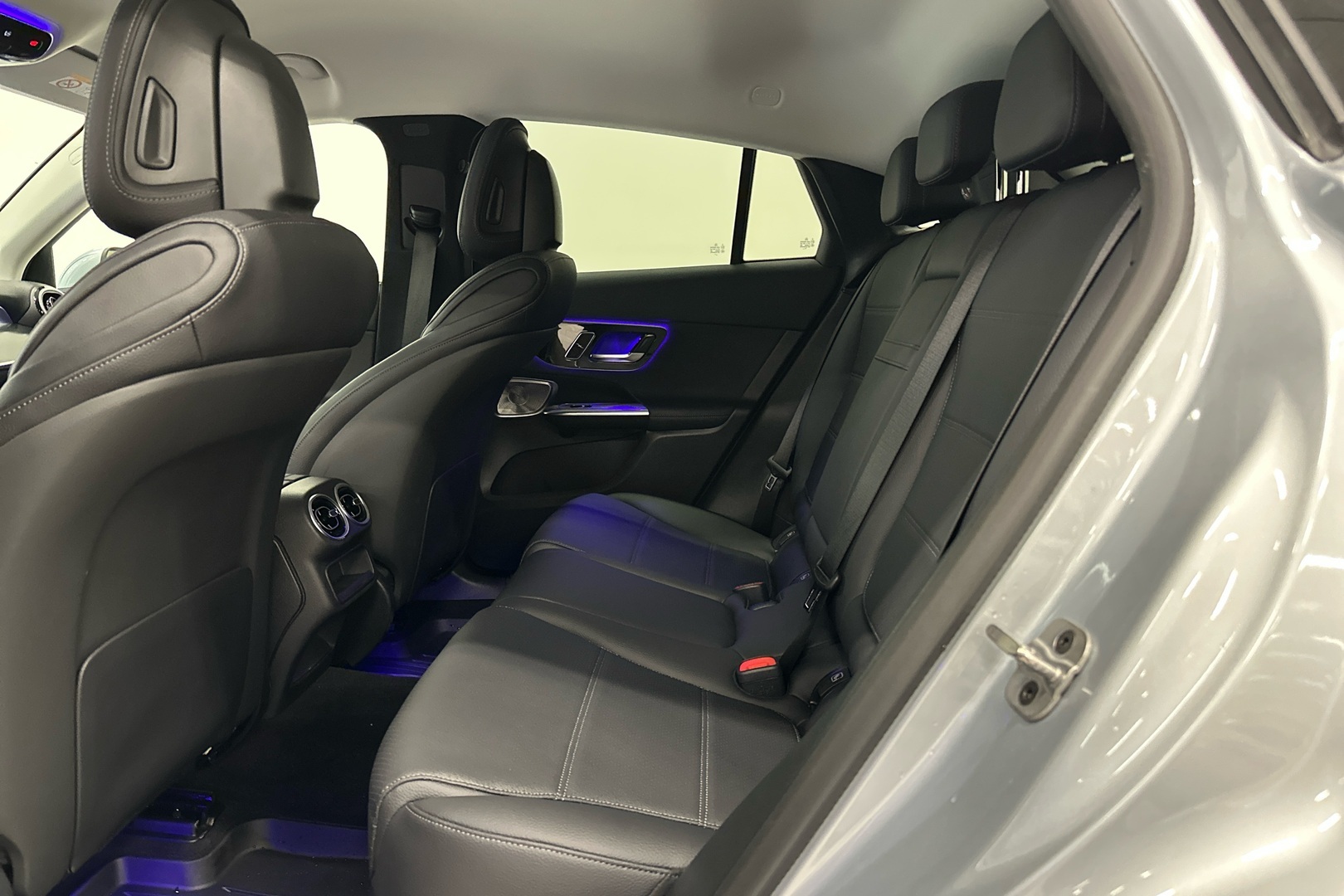 MERCEDES-BENZ GLC 2025