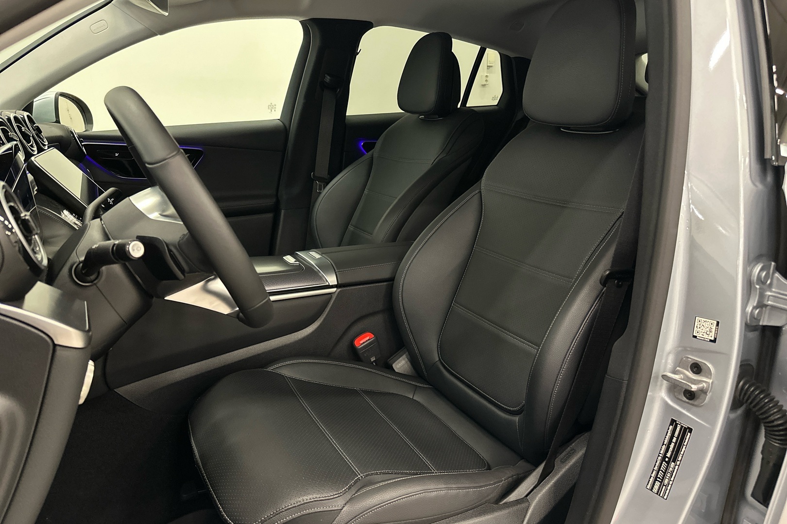 MERCEDES-BENZ GLC 2025