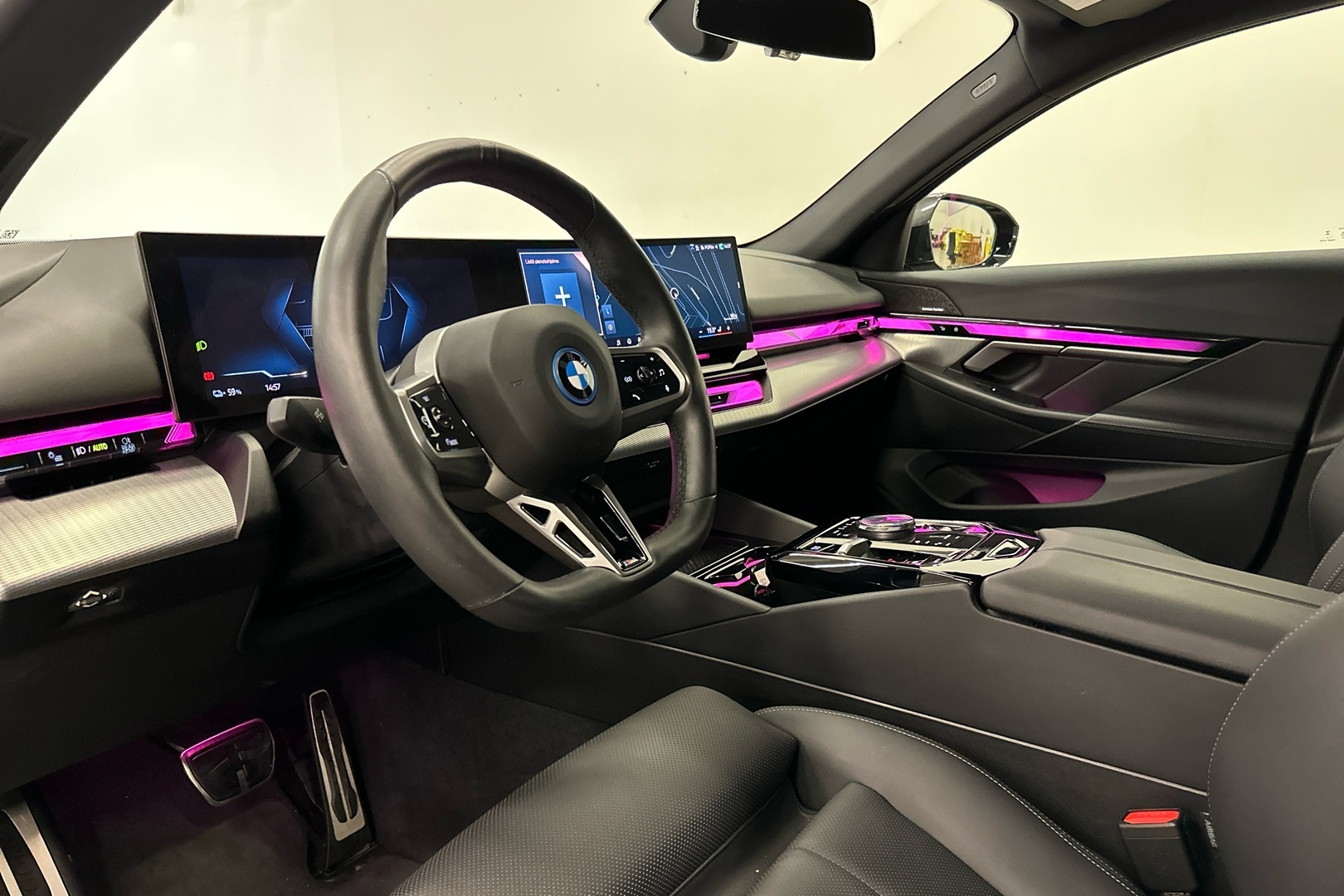 BMW i5 2024