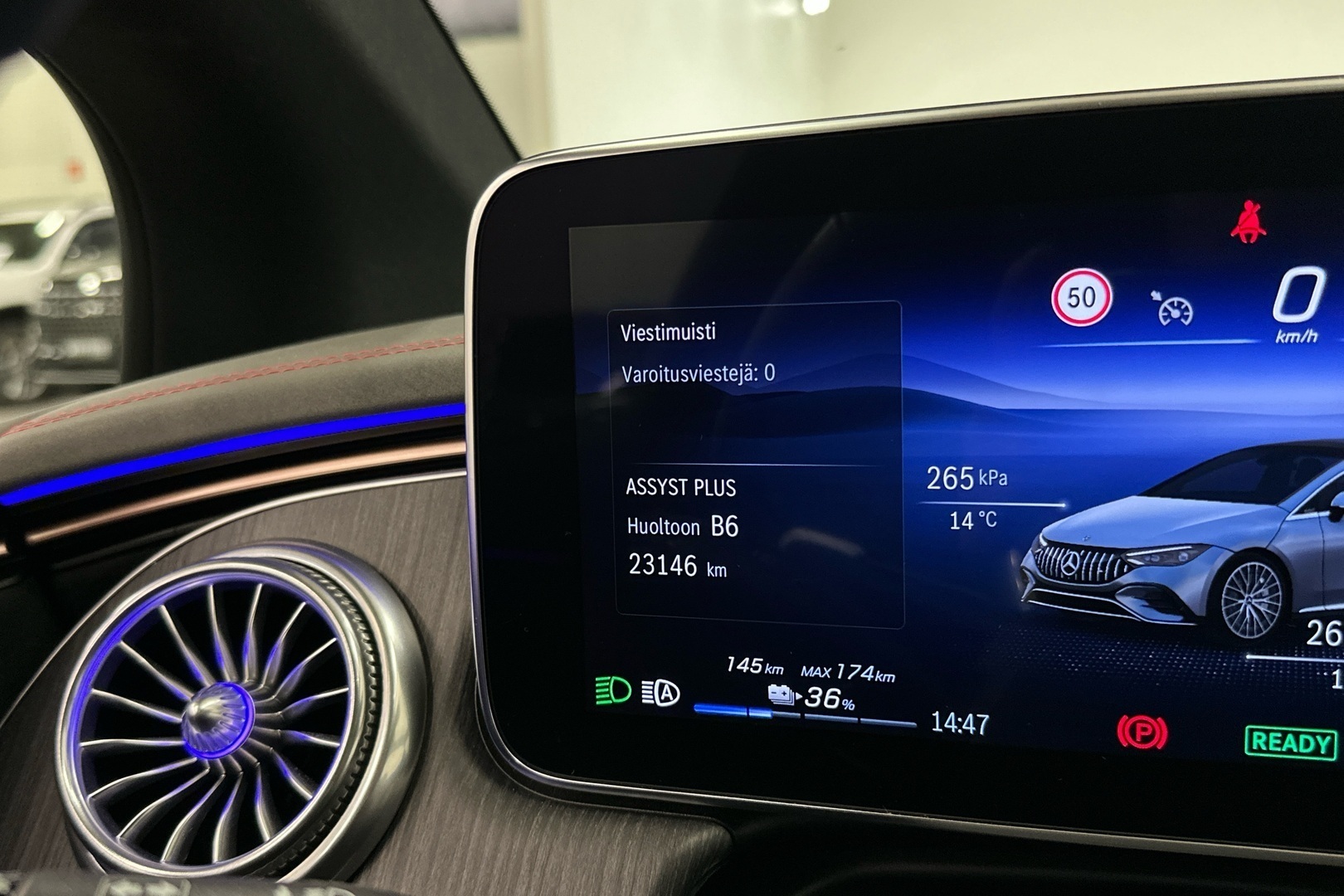 MERCEDES-BENZ EQE 2023