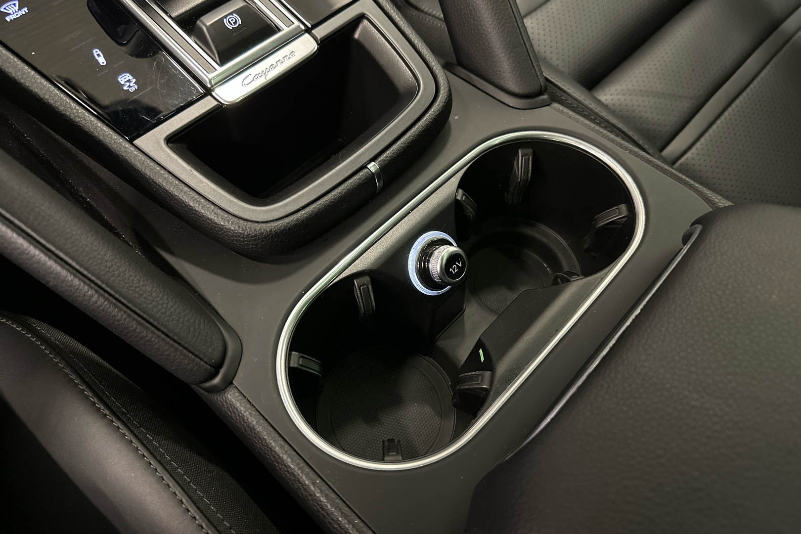 PORSCHE Cayenne 2021