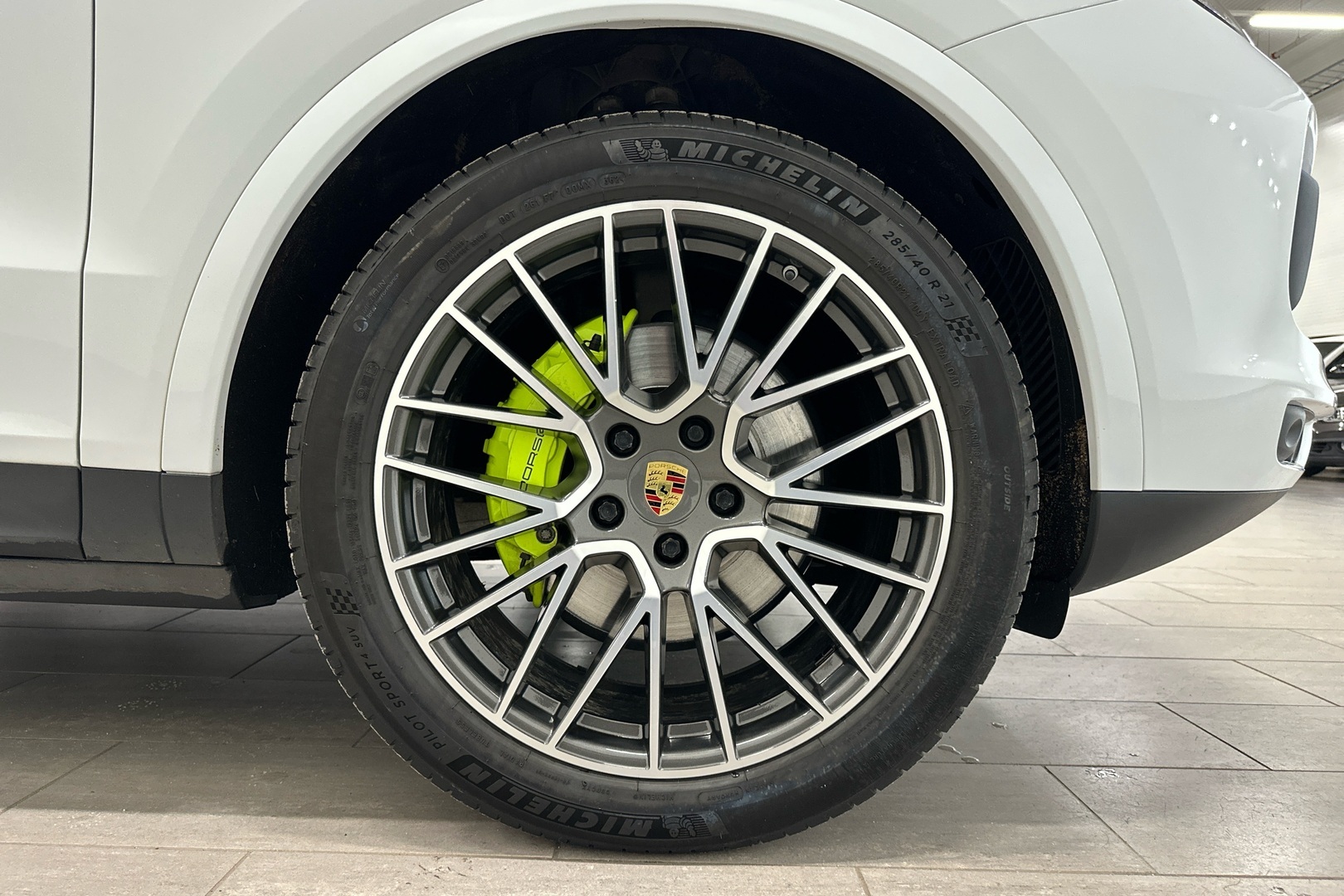 PORSCHE Cayenne 2021