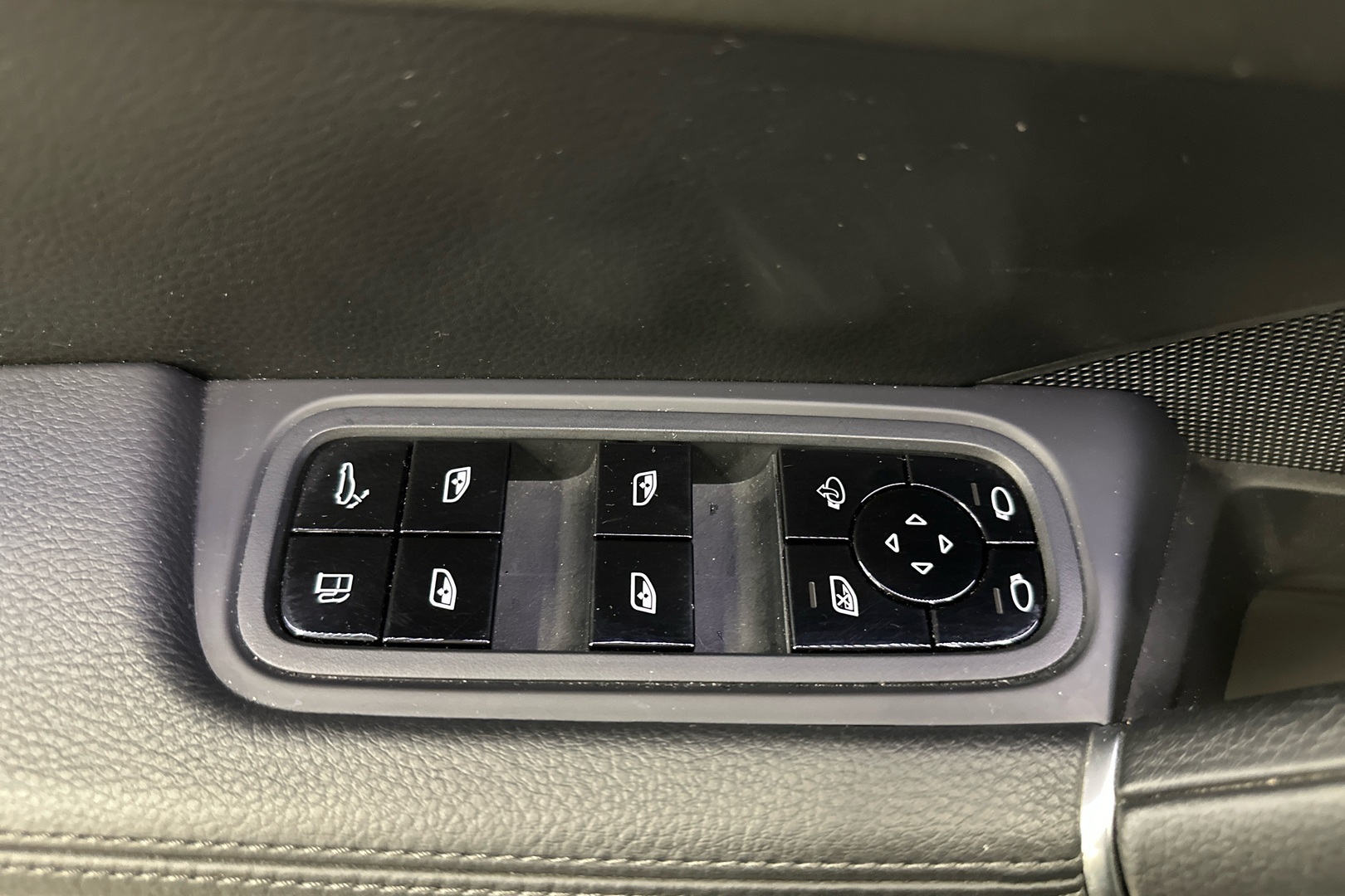 PORSCHE Cayenne 2021