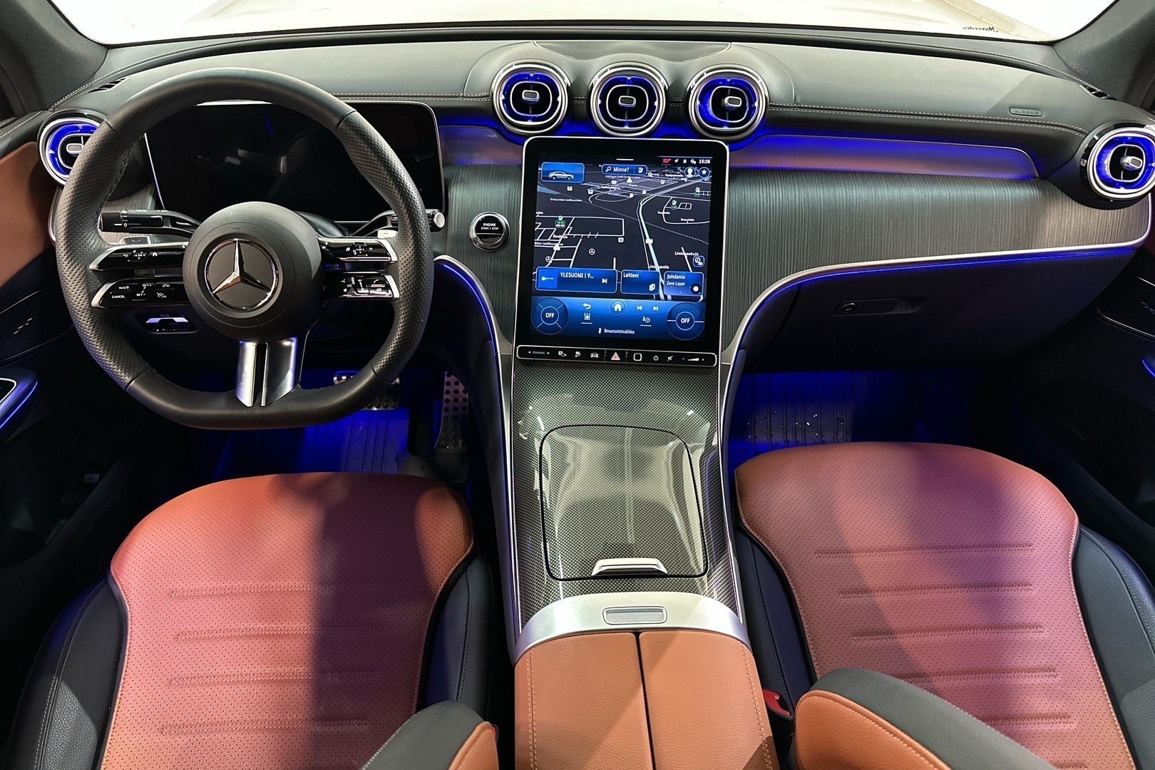 MERCEDES-BENZ GLC 2024