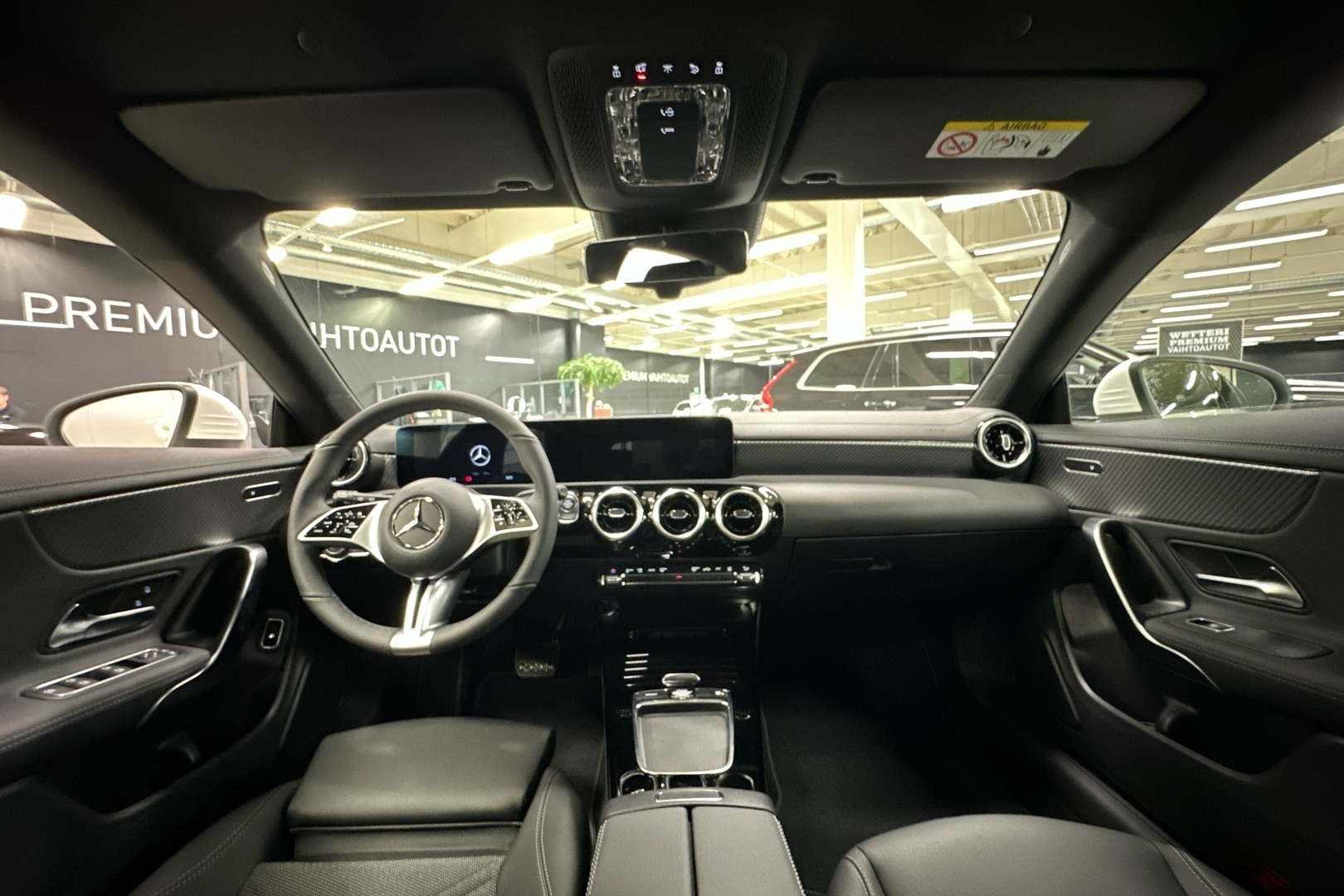 MERCEDES-BENZ CLA 2025