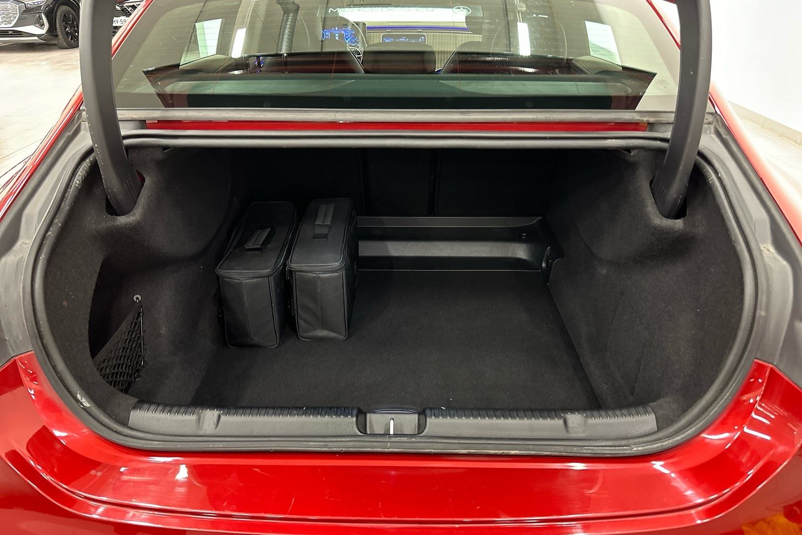 MERCEDES-BENZ EQE 2023