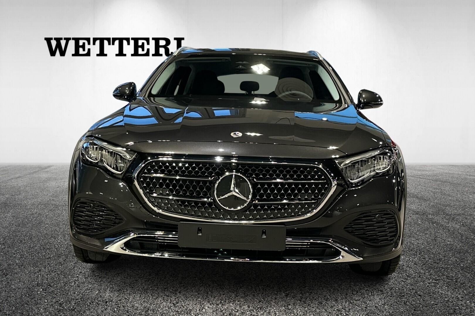 MERCEDES-BENZ E 2025