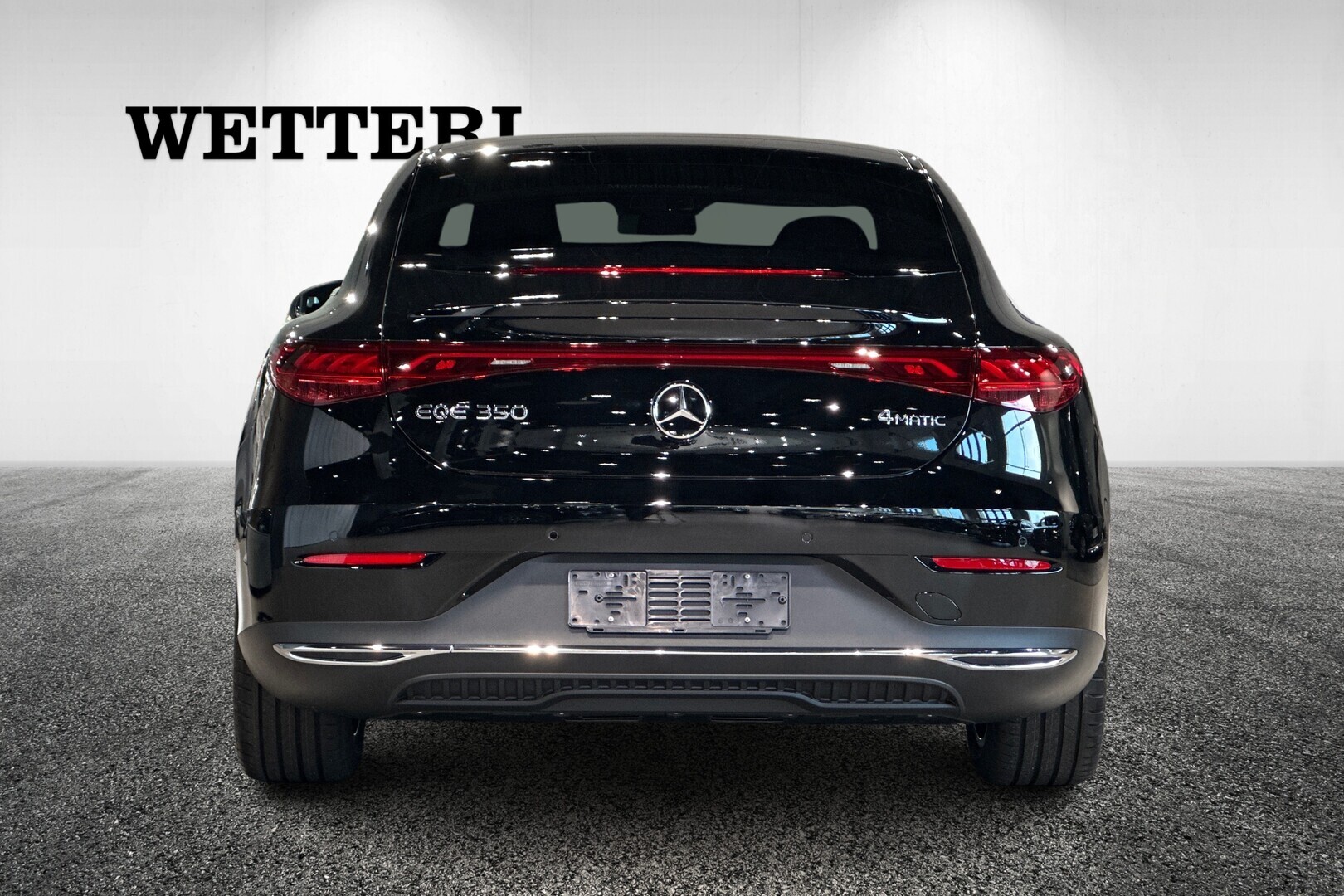 MERCEDES-BENZ EQE 2024