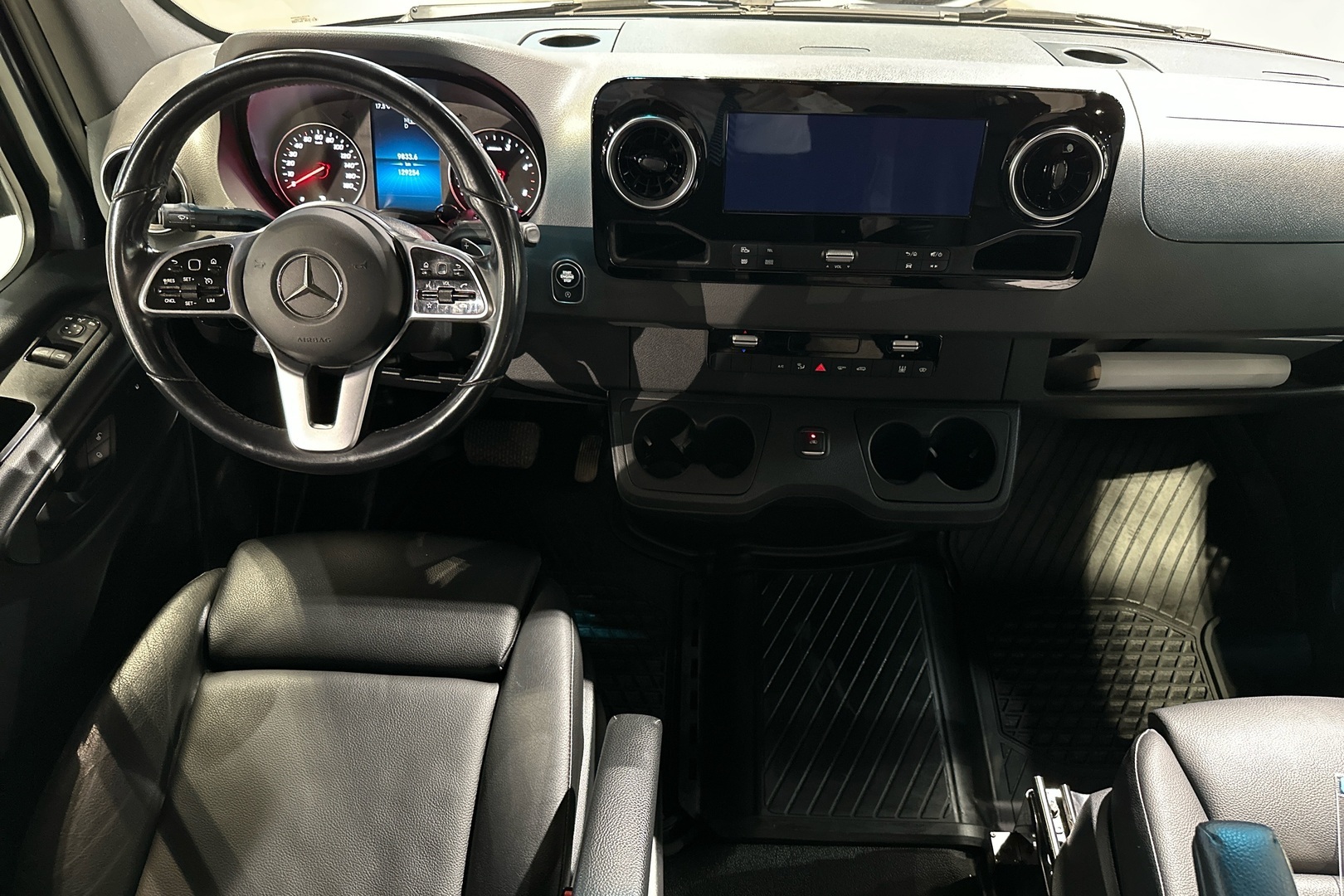 MERCEDES-BENZ Sprinter 2022