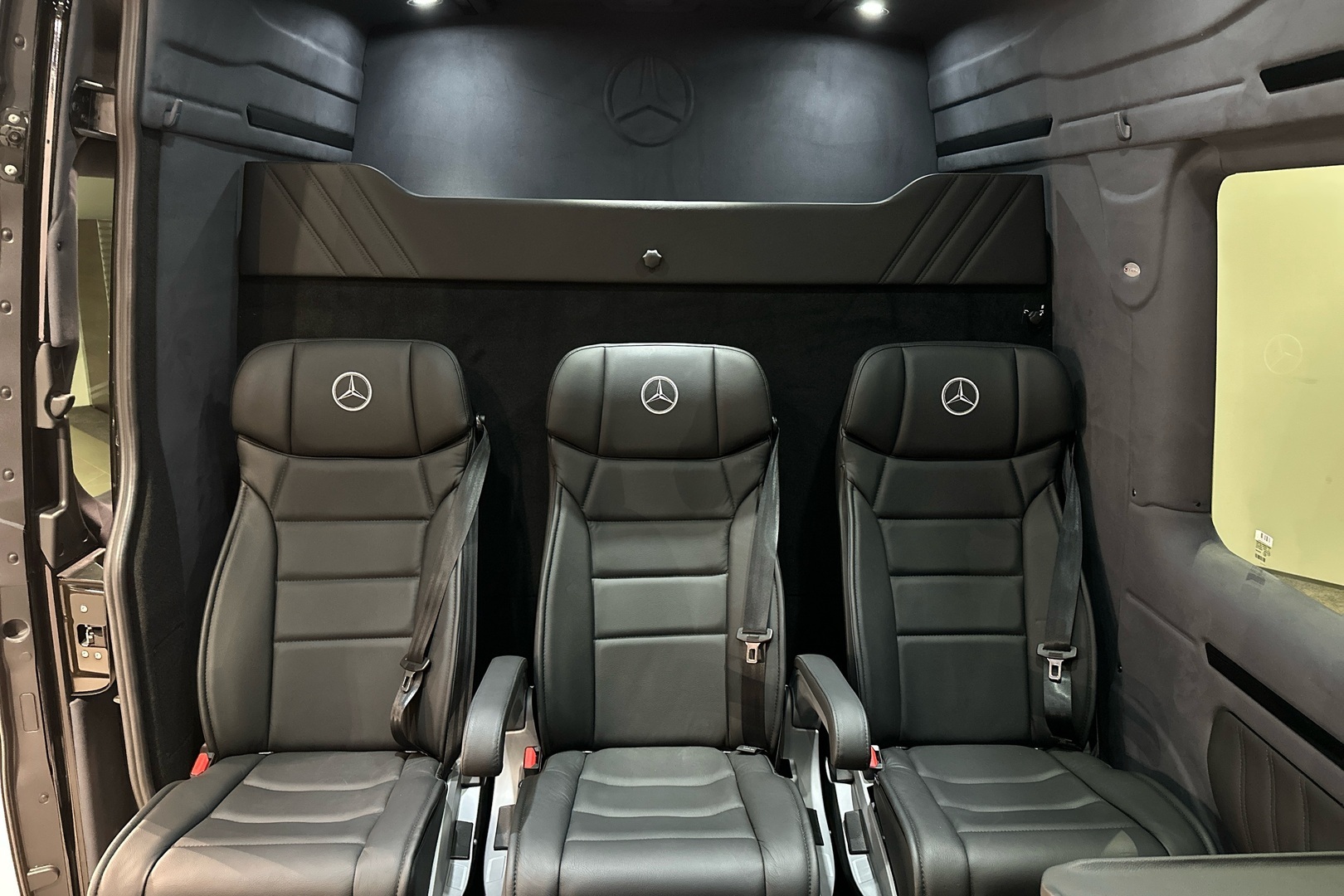 MERCEDES-BENZ Sprinter 2025