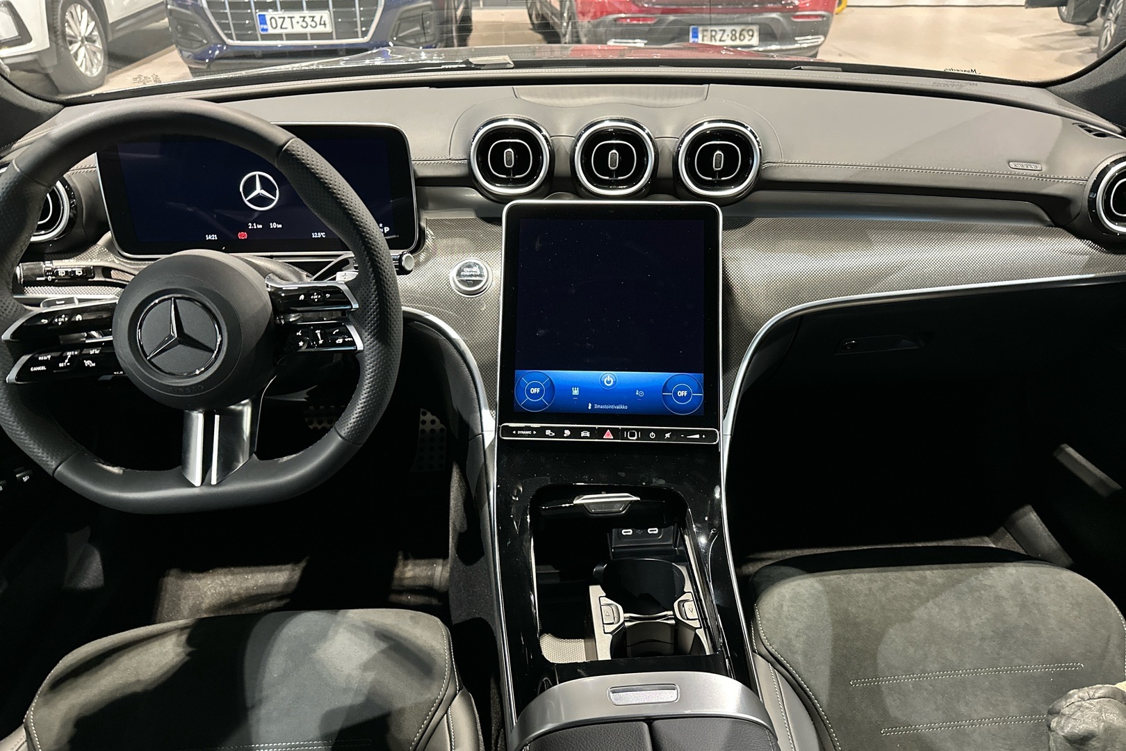 MERCEDES-BENZ C 2024