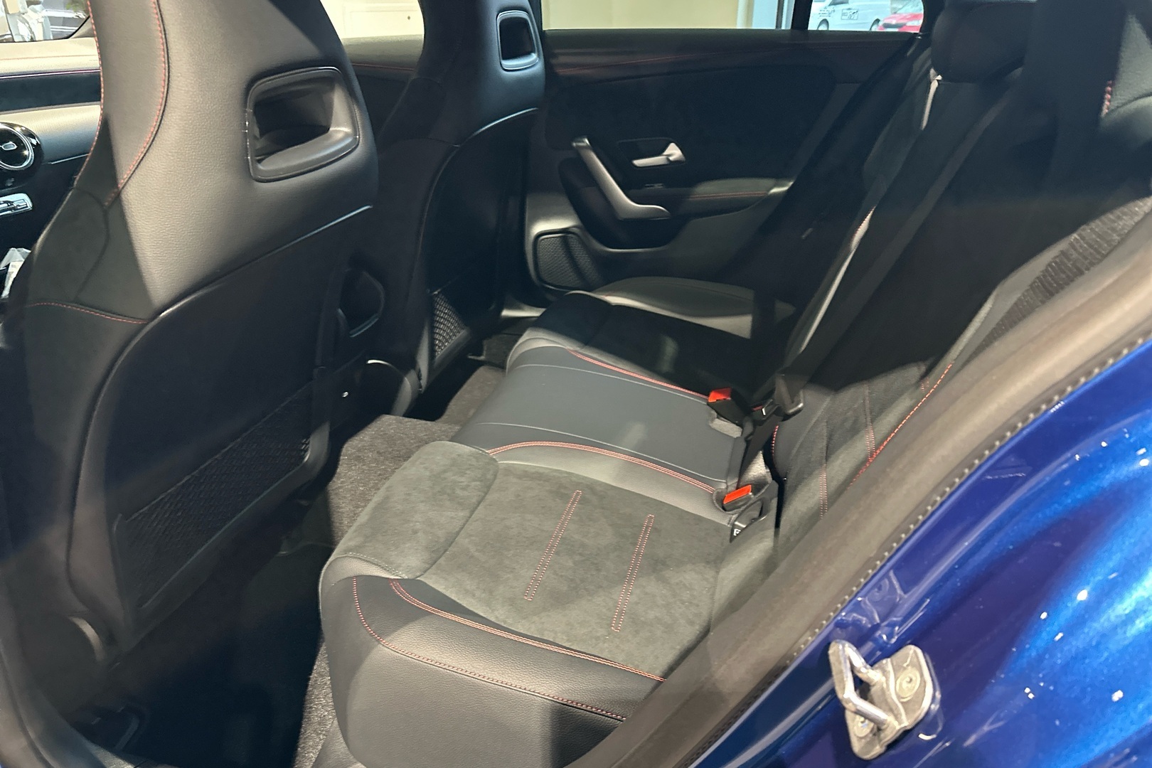 MERCEDES-BENZ CLA 2025