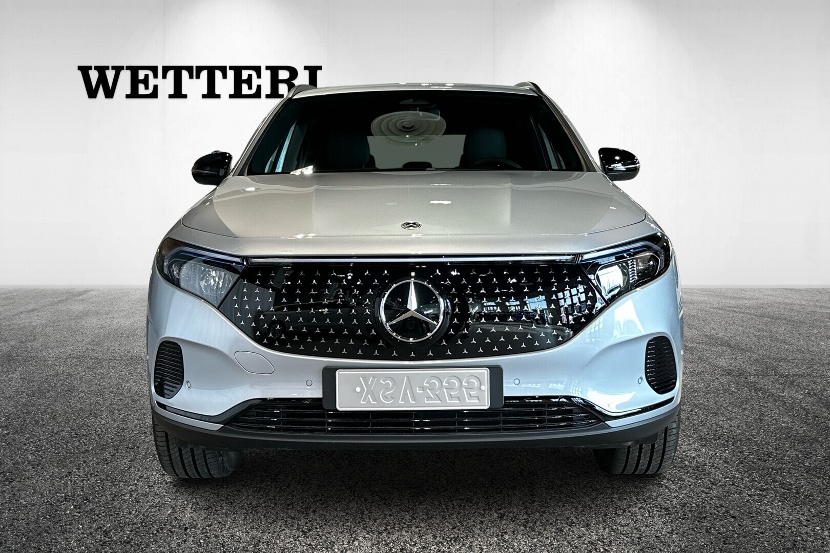 MERCEDES-BENZ EQA 2025